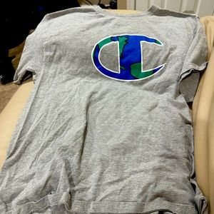 Women’s Champion t shirt